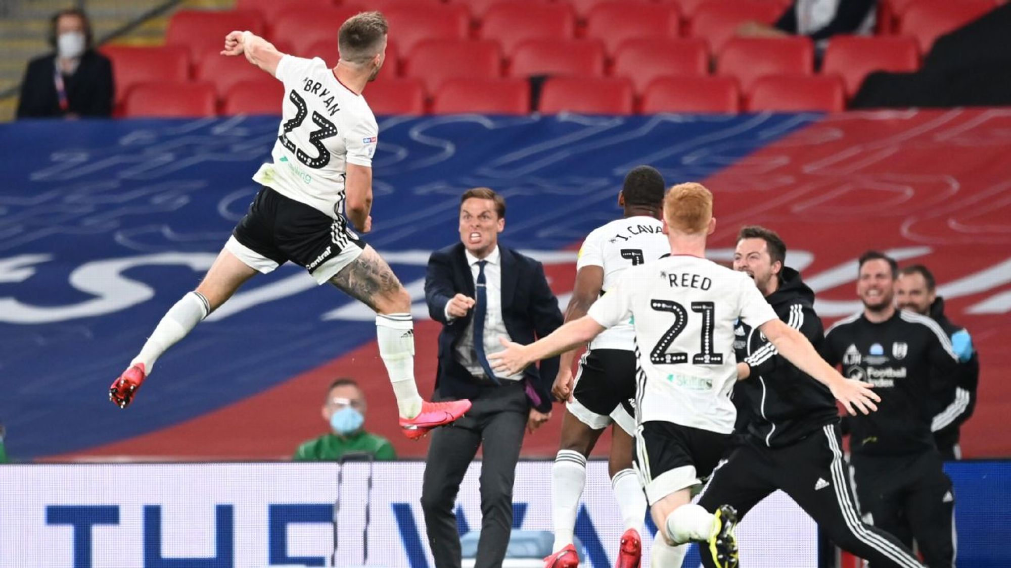 面性中场球 面性中场球